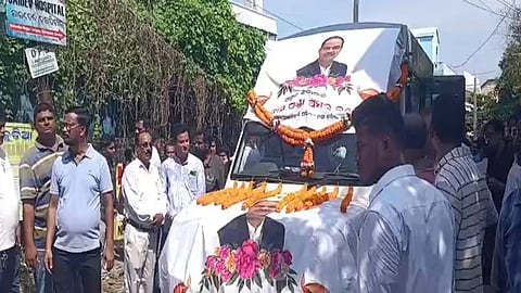 ஒடிசாவில் பாஜக நிர்வாகி பிட்பாஷ் பாண்டா சுட்டுக்கொல்லப்பட்டார்