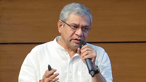 ரயில்வே அமைச்சர்
