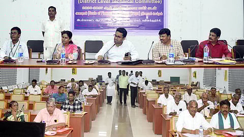 தீவனப் பயிா்களுக்கான கடனளவை அதிகரிக்க நடவடிக்கை: கள்ளக்குறிச்சி ஆட்சியா்