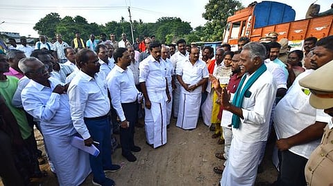 நெல் கொள்முதலை விரைவுபடுத்த 21 குழுக்கள் அமைப்பு: உணவுத் துறை அமைச்சா் தகவல்