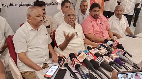 எல்பிஜி டேங்கா் லாரி உரிமையாளா்கள் காலவரையற்ற வேலைநிறுத்தம் அறிவிப்பு