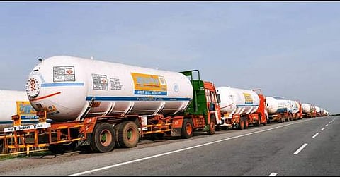 எல்பிஜி டேங்கா் லாரிகள் வேலைநிறுத்தம் நீடிப்பு: துறைமுகங்களுக்கு ரூ. 60 லட்சம் அபராதம் செலுத்தும் எண்ணெய் நிறுவனங்கள்!