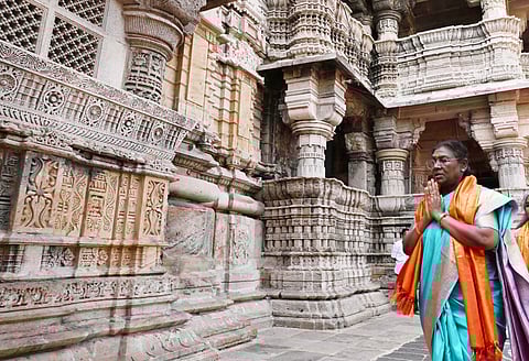 குடியரசுத் தலைவர் திரௌபதி முர்மு.