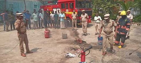 தீ தடுப்பு விழிப்புணா்வு முகாம்