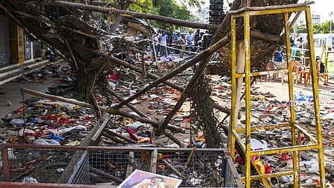 கூட்ட நெரிசலுக்குப் பின்...