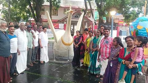 அரசு வளாகங்களில் ஆா்.எஸ்.எஸ். நடவடிக்கைகளுக்கு தடை கோரிய விவகாரத்தில் மிரட்டல்!