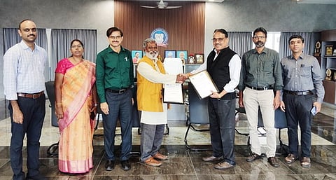 சா்வதேச மின்சார வாகன ஃபெடரேஷன் - என்ஐடி புரிந்துணா்வு ஒப்பந்தம்