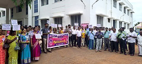 சிங்கம்புணரியில் ஜாக்டோ ஜியோ ஆா்ப்பாட்டம்