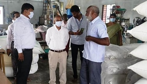 ‘நிறைந்தது மனம்‘ நிகழ்ச்சி வாயிலாக மாவட்ட ஆட்சியா் சந்திப்பு