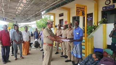 வள்ளியூரில் தீயணைப்புத் துறையினரின் விழிப்புணா்வு பிரசாரம்