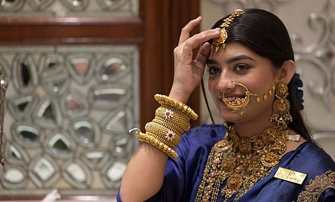 இந்தியா்களின் விருப்பமான சொத்து ‘தங்க நகை’ - டெலாய்ட் இந்தியா ஆய்வில் தகவல்