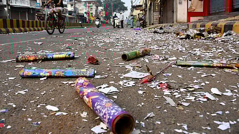 பட்டாசு கழிவுகள்