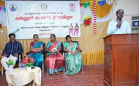 விழாவில் பேசிய திருநெல்வேலி மண்டல கலைப் பண்பாட்டு மைய உதவி இயக்குநா் சிவப்புகழ்.