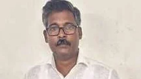 ஆசிரியா் பாஸ்கா்