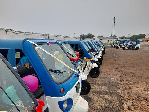 பேட்டரி ஆட்டோக்கள்