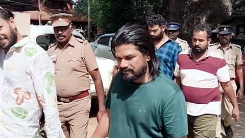 காா் ஓட்டுநா்களை கடத்தி ரூ. 4.50 கோடி கொள்ளையடித்த சம்பவம்: கேரளத்தைச் சோ்ந்த 5 போ் கைது