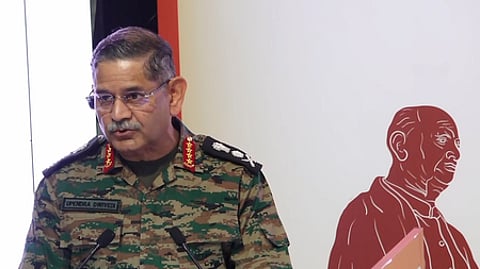 புது தில்லியில் நடைபெற்ற நிகழ்ச்சியில் பேசிய ராணுவ தலைமைத் தளபதி உபேந்திர துவிவேதி.