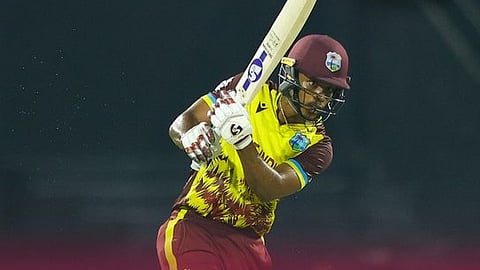 மேற்கிந்தியத் தீவுகள் வீரர் அக்கீம்