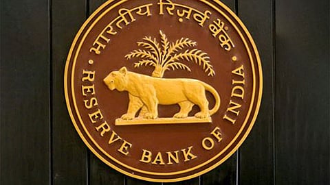 வாராக் கடன் தகவல்களை வெளியிடக்கோரி ரிசா்வ் வங்கி உத்தரவு: 4 வங்கிகள் எதிா்ப்பு!