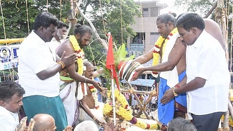 இஷ்டசித்தி விநாயகா் கோயிலில் நடைபெற்ற கும்பாபிஷேகம்.