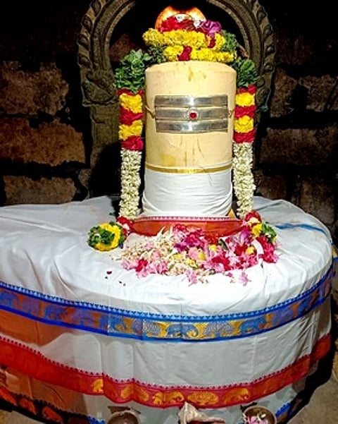 சங்ககிரி  சிவன் கோயில்களில் 
பிரதோஷ சிறப்பு பூஜை