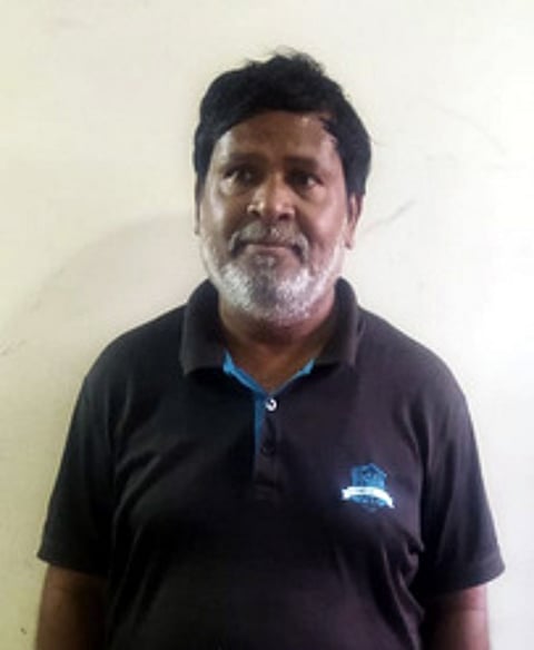 ரூ.3 கோடி கையாடல்: கூட்டுறவு சங்கச் செயலா் கைது