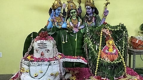 தம்மம்பட்டி சிவன்கோவிலில் ஐப்பசி மாத பௌர்ணமியையொட்டி நடைபெற்ற அன்னாபிஷேக விழா