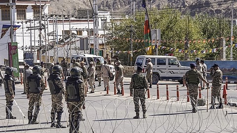 ஜம்மு - காஷ்மீரில்...