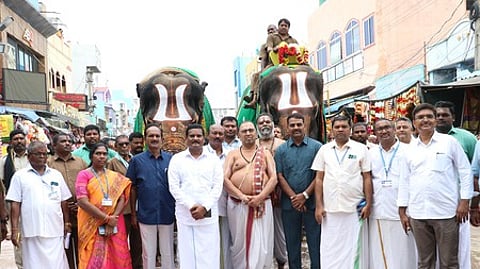 ஏழுமலையான் சீா்வரிசை வெள்ளோட்டம்