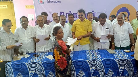 ‘உங்களுடன் ஸ்டாலின்’ திட்ட முகாம்களில் நலத்திட்ட உதவிகள்