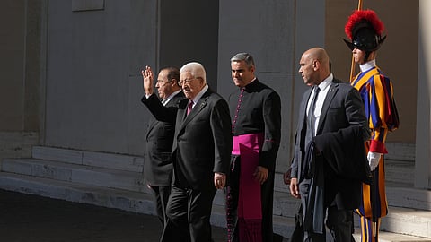 வாடிகன் நகரத்தில் பாலஸ்தீன அதிபர் மஹ்மூத் அப்பாஸ்