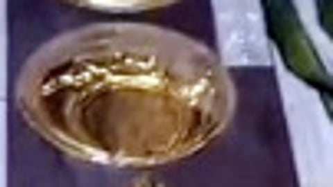 காஞ்சிபுரம் வரதராஜ பெருமாள் கோயிலில் சிலை கடத்தல் தடுப்புப் பிரிவு போலீஸாா் விசாரணை