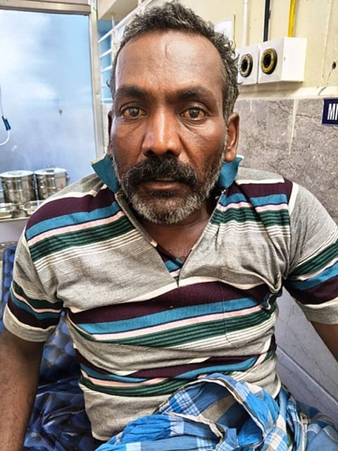 போலீஸாரால் சுட்டுப்பிடிக்கப்பட்ட அய்யனாா்.