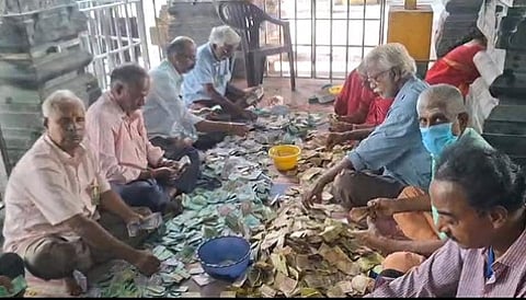 குமரகோட்டம் முருகன் கோயில் உண்டியல் காணிக்கை ரூ. 24 லட்சம்