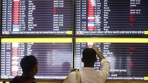 விமான நிலையம்.