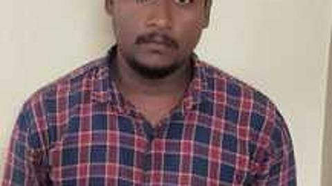 கைது செய்யப்பட்ட பாா்த்திபன்