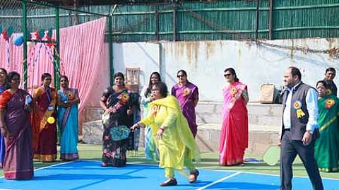 டிடிஇஏ பள்ளியில் பிக்ல் பால், பூப்பந்து விளையாட்டரங்கம் திறப்பு