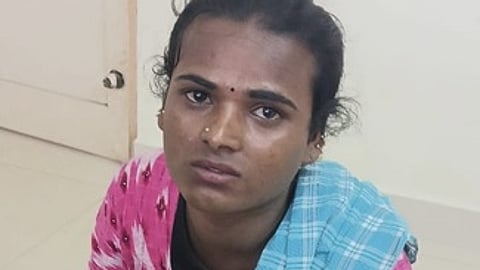 கைது செய்யப்பட்ட ஸ்ரீகவி