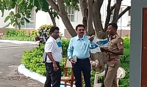 சிபிஐ அதிகாரிகள் முன் ஆஜராக வந்த மின்வாரியத் துறை அதிகாரிகள்..