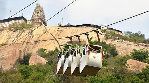 சோளிங்கா் மலைக்கோயிலில் ரோப்காா் சேவை ரத்து