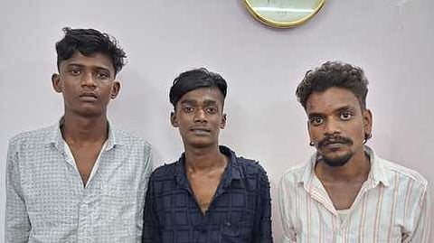 கைது செய்யப்பட்ட மூவா்