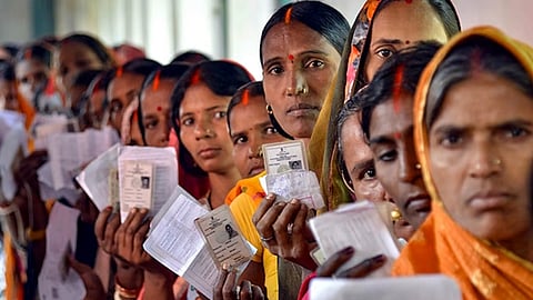 பிகார் பெண் வாக்காளர்கள்