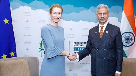 கனடாவில் நடைபெற்ற ஜி7 கூட்டமைப்பு நாடுகளின் கூட்டத்தின் இடையே ஐரோப்பிய ஒன்றியத்தின் வெளியுறவு-பாதுகாப்புத் துறை அமைச்சா் காயா கல்லஸை சந்தித்து ஆலோசனை நடத்திய வெளியுறவுத் துறை அமைச்சா் எஸ்.ஜெய்சங்கா்.