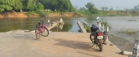 சேதமடைந்த செய்யாற்று தரைப்பாலம்: போக்குவரத்துக்கு பாதிப்பு