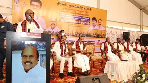 போதுமான கால அவகாசம் இல்லாததால் எஸ்.ஐ.ஆா்-ஐ எதிா்க்கிறோம் - அமைச்சா் எ.வ.வேலு