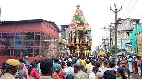 தூத்துக்குடி சிவன் கோயிலில் தேரோட்டம்