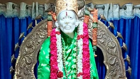 சாய்பாபா கோயிலில் வழிபாடு