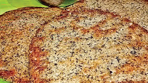 கறுப்பு உளுந்து அடை