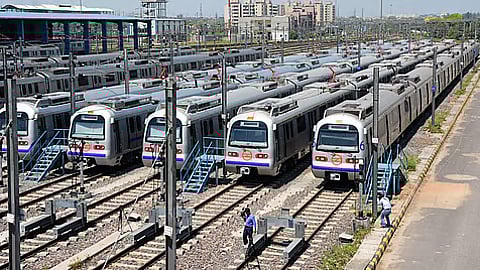 பீதம்புராவில் 3 மெட்ரோ நிலையங்களின் பெயா் மாற்றம்: தில்லி முதல்வா் அறிவிப்பு!