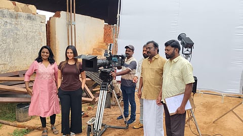 படப்பிடிப்பில் நடிகர் சரவணன்